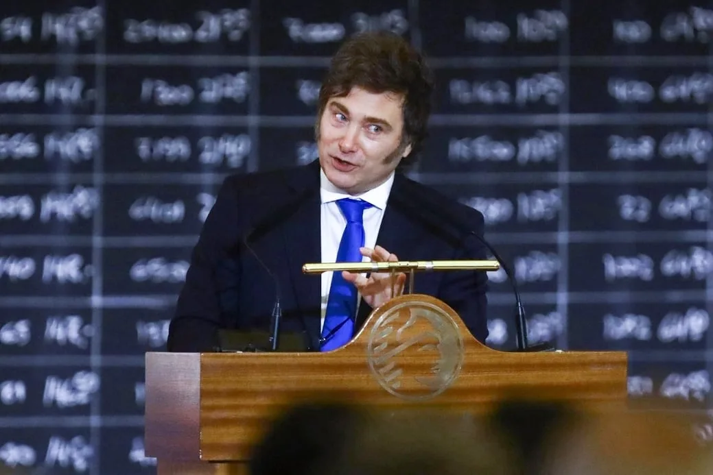 Javier Milei declaró bienes y depósitos por $295 millones y registró una suba con respecto a 2024