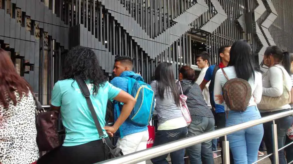 Bachilleres sin cupo quedan en el limbo tras las fallas que la OPSU dio por superadas