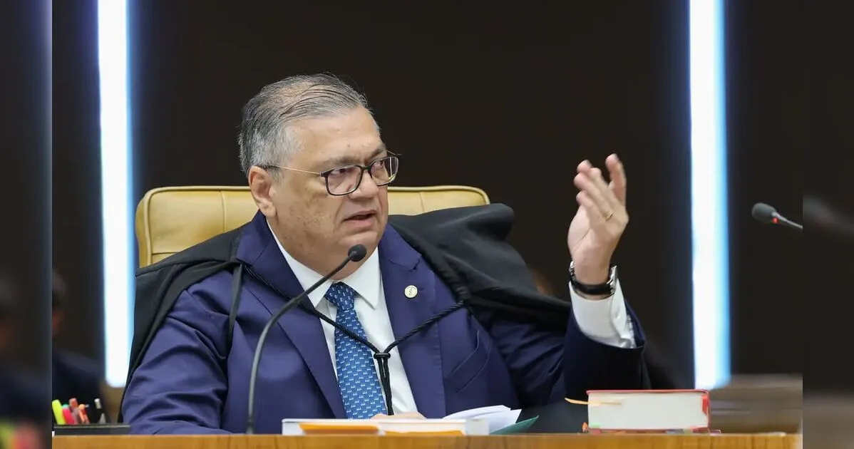 Dino expõe relatório com ameaça de assassinato contra ministros do STF