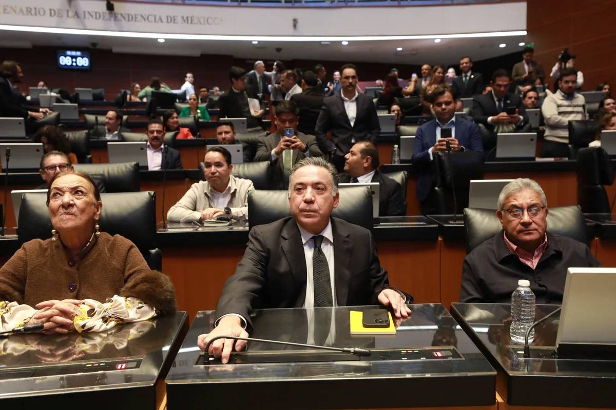 Oposición pide a Ignacio Mier expulsar a Inzunza de Comisión de Estudios Legislativos