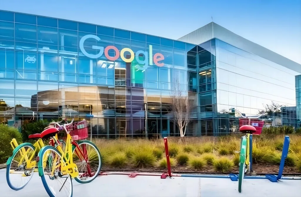 Google vuelve a evitar que fragmenten su negocio. La condición: abrir sus herramientas a la competencia