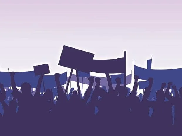 FinMin calls PSB, RRB chiefs' meet on Monday to ensure services amid strike