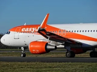 « On doit se débrouiller » : leur vol est annulé à cause de la grève EasyJet, ils dépensent 1 700 € pour rentrer à Lyon