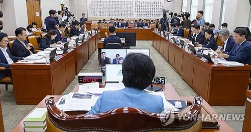 '대법관 제청' 공방…與 "조희대 탄핵" vs 국힘 "내란 몰이"