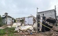 Mãe e filha ficam feridas após parte de casarão desabar na zona Sul do Rio