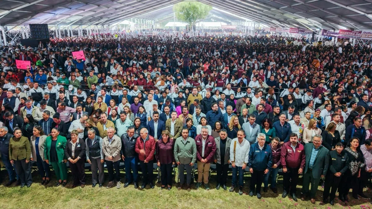 Delfina Gómez rinde cuentas ante más de 195 mil mexiquenses en cuatro regiones del Edomex