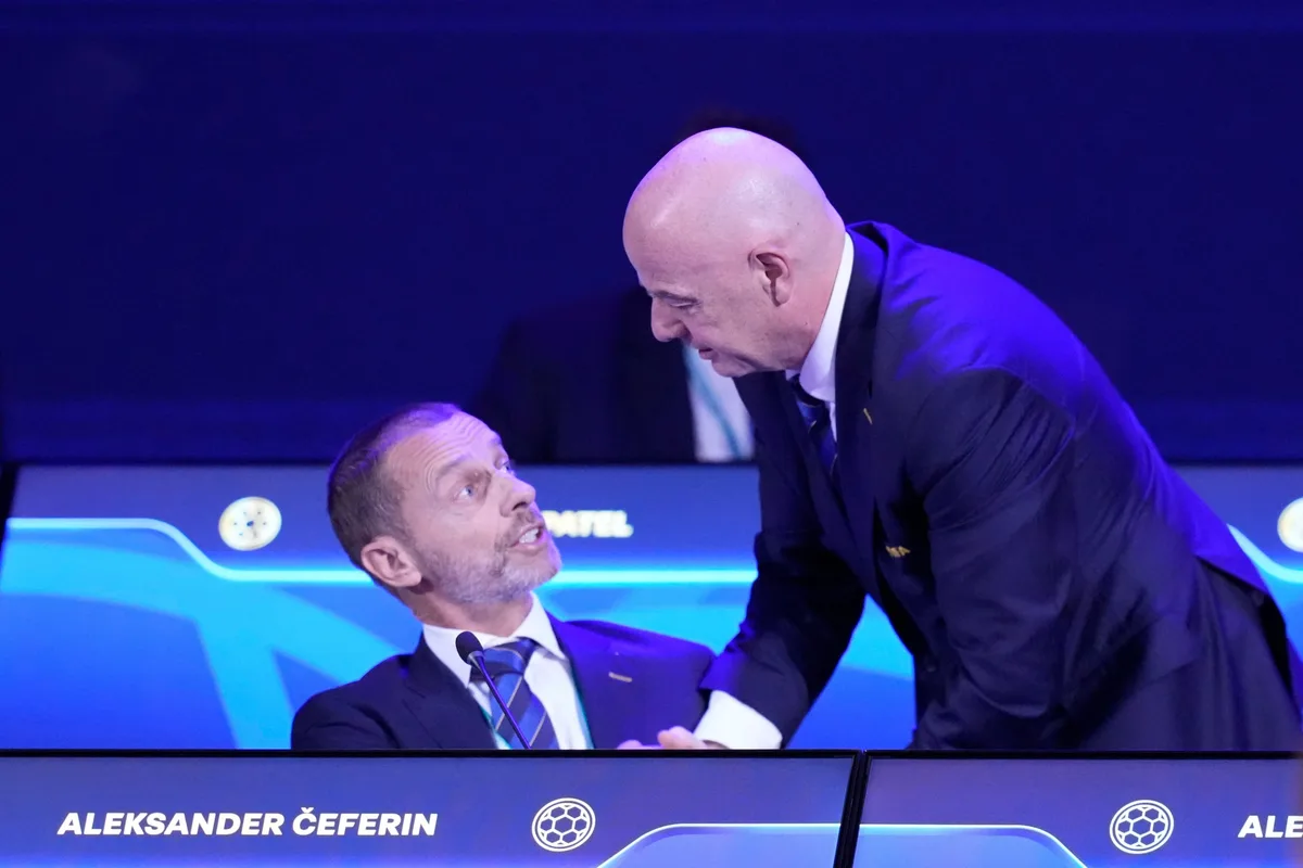 UEFA tiene previsto retirar la amenaza de boicot a la FIFA e Italia le quita respaldo a Infantino