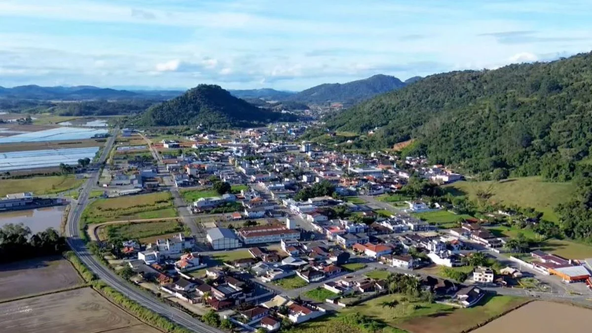 Salários de R$ 24,7 mil: concurso público atrai corrida por emprego na ‘Capital do Arroz’ de SC