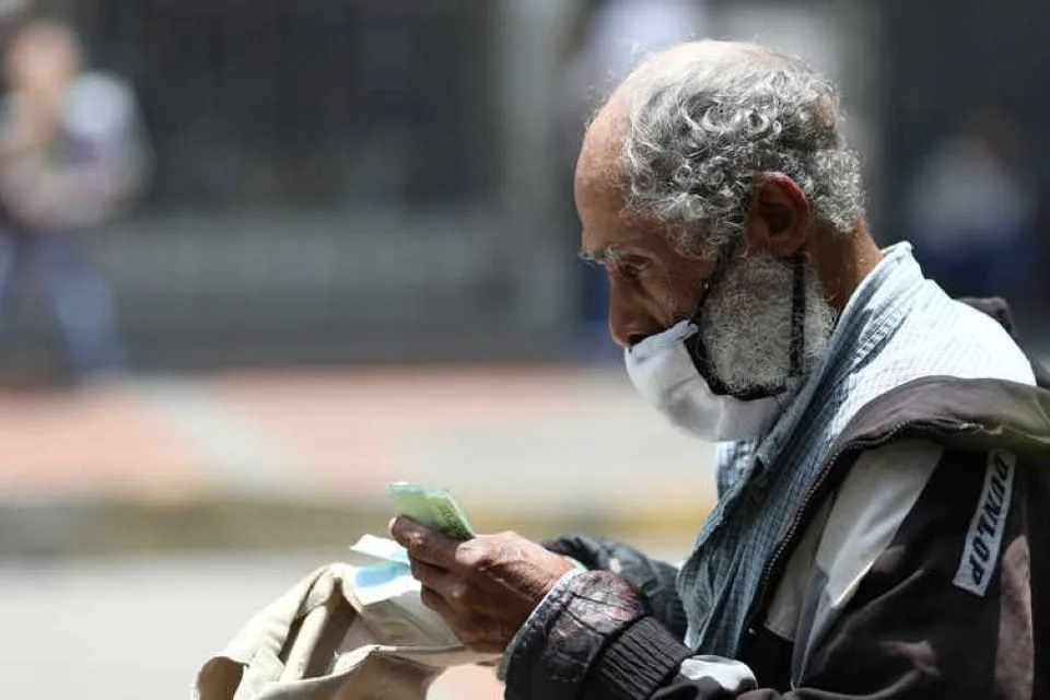 La reforma pensional hará que millones de personas deban trabajar más semanas para pensionarse y “podrían recibir apenas $80.000 mensuales”