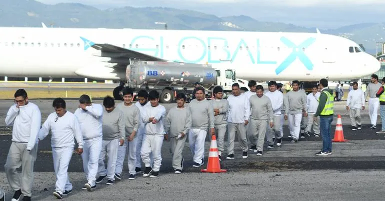 EUA deportaram quase 2.300 mexicanos para a Guatemala