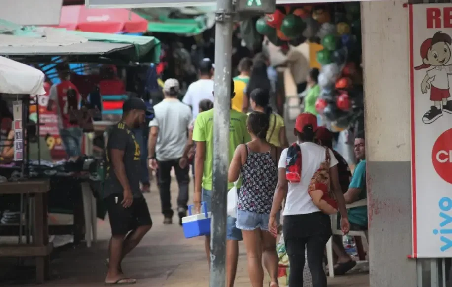 Acre responde por apenas 3% da receita de serviços da Região Norte, aponta IBGE
