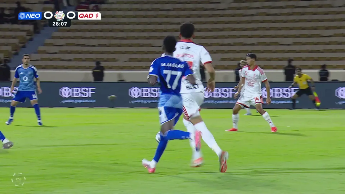 Reijnders bate de três dedos e faz seu primeiro pelo Al-Qadsiah pelo Saudita