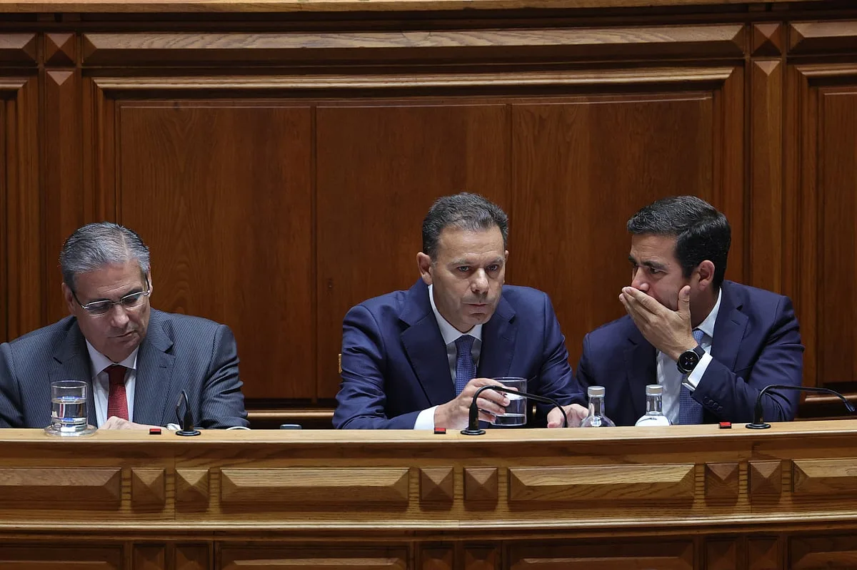 Parlamento aprova descida do IRS nos seis primeiros escalões