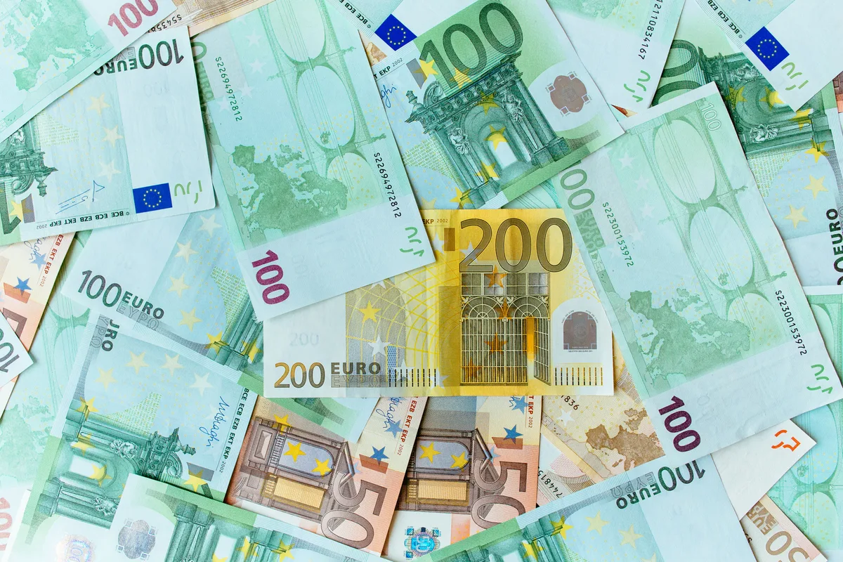 Hacienda advierte una situación insólita en España: el número de españoles con más de 30 millones de euros se ha duplicado