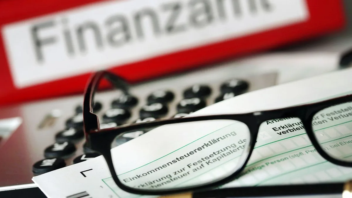 Behördensprache: Freundliche Finanzamtspost statt Fachchinesisch
