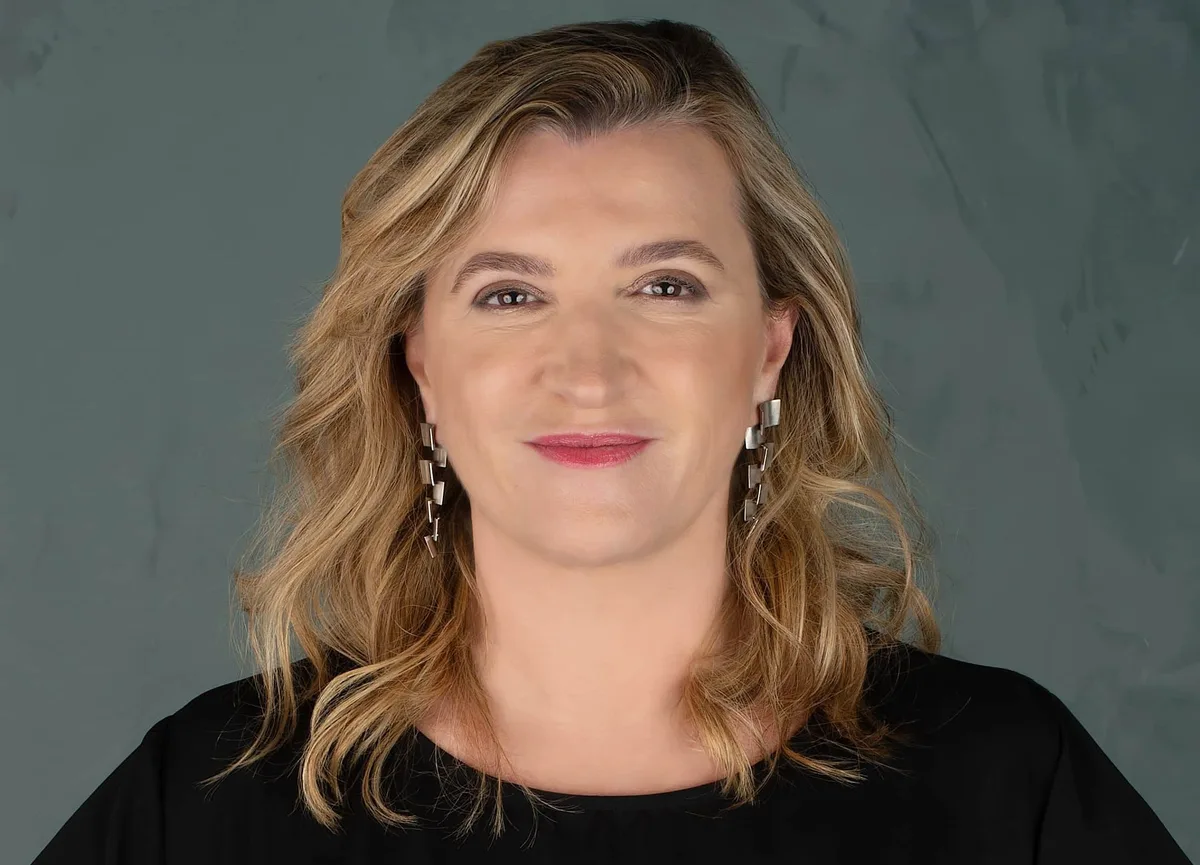 Produtora executiva de ‘Central do Brasil’ e ‘Cidade de Deus’ lança livro com seu método para produzir filmes