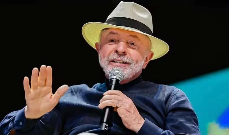 A batalha oficial vai começar: um algoritmo simples para você calcular as chances de Lula