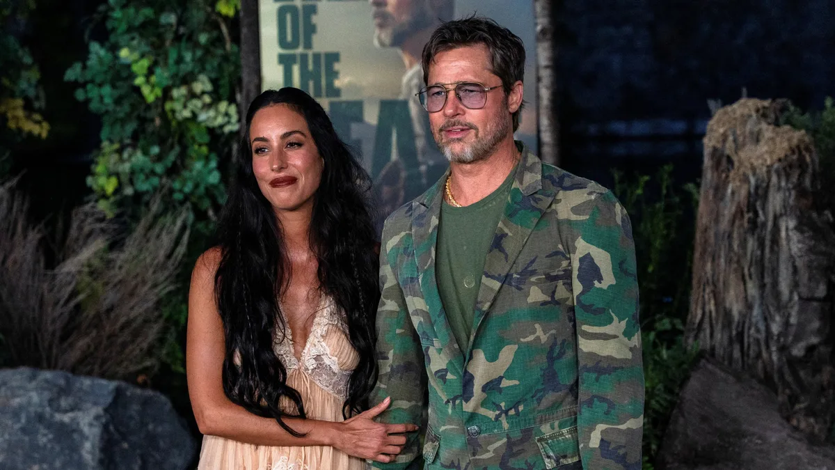 Brad Pitt llegó camuflado al estreno de Heart of the Beast y bromeó: “Intentaba pasar desapercibido y no ser visto”