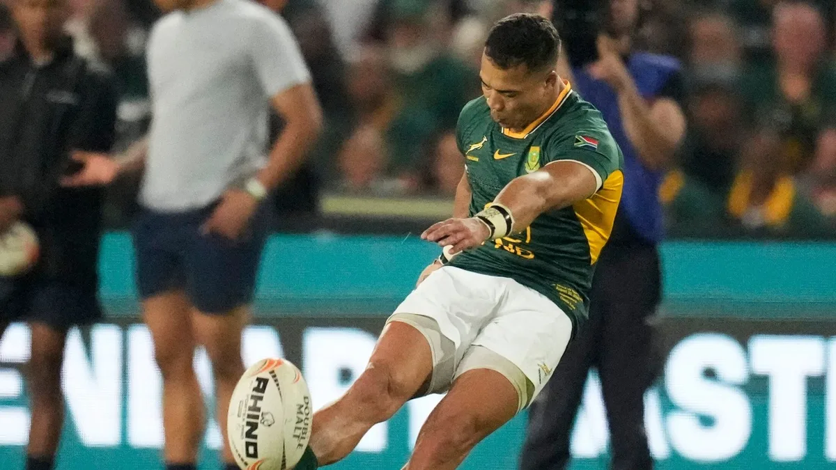 Kolbe stars, Kolisi returns to XV as Springboks level series with New Zealand