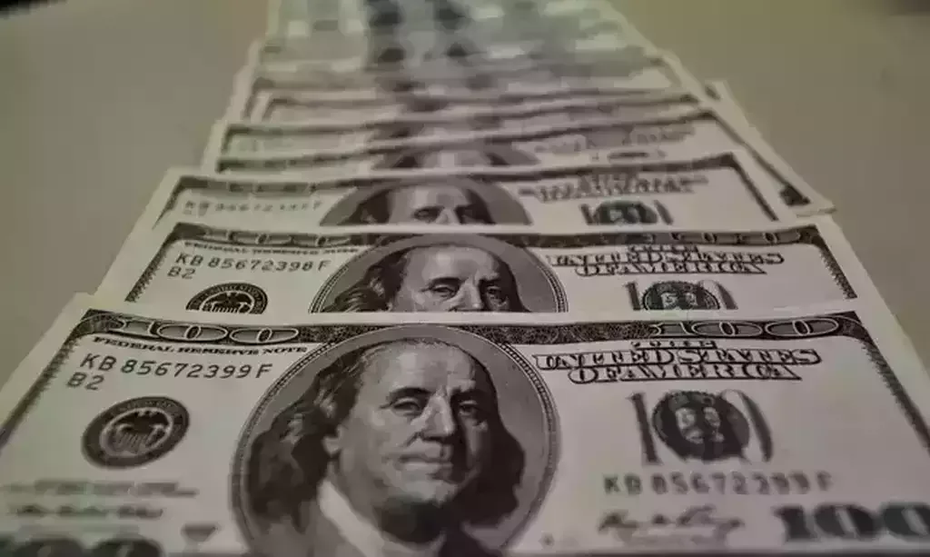 Dólar sobe a R$ 5,14 com petróleo em alta e cautela sobre juros