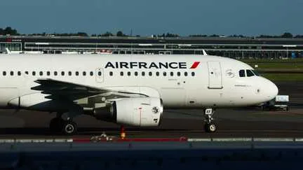 Le cancer du sein d'une hôtesse de l'air reconnu comme maladie professionnelle, "une première" dans le secteur aérien en France, selon l'avocate de la patiente
