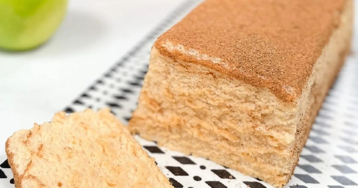 Tres ingredientes, sin horno y sin Tacc: el bizcocho de manzanas ideal