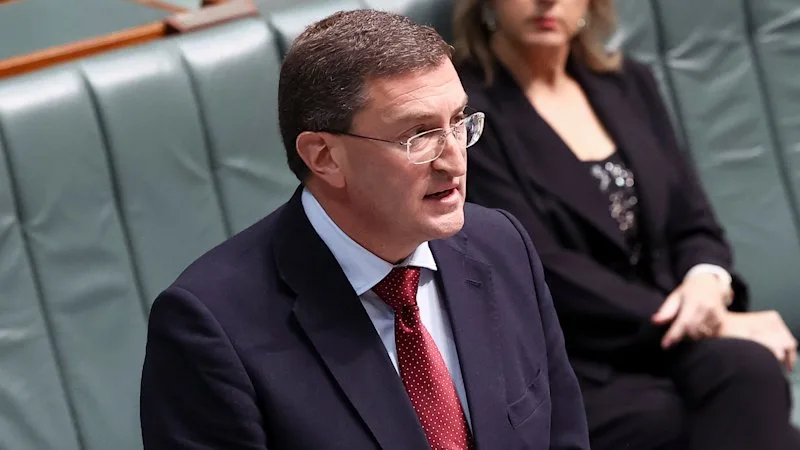 Coalition says antisemitism royal commission should be extended to demand answers from PM, Wong, others