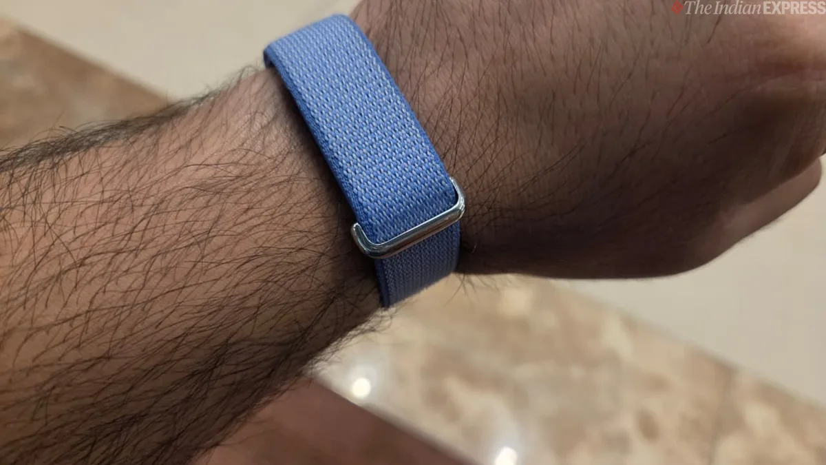 Screen-free, distraction-free: I tested Fitbit Air for a week, and this is what I learned