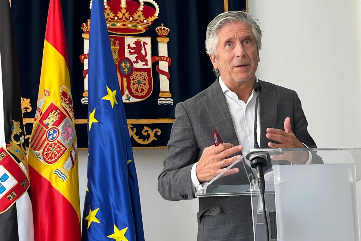 Marlaska anuncia refuerzos en la frontera de Ceuta y Melilla ante la amenaza de otra entrada durante las elecciones de Marruecos