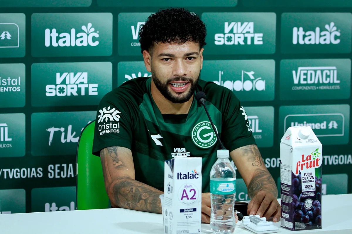 Filipe Machado vê duelo como crucial e sai em defesa de Mozart no Goiás