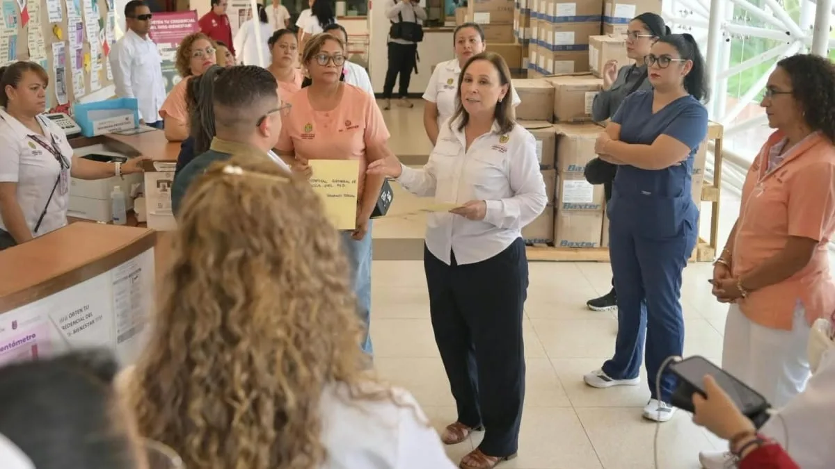 Rocío Nahle recorre hospitales de Veracruz para verificar abasto de medicamentos e insumos