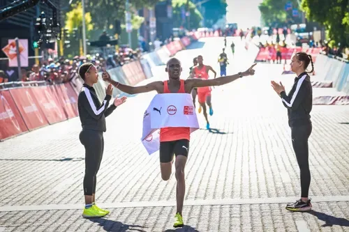 Kabelo Mulaudzi overcomes injury struggles to defend Joburg 10K crown