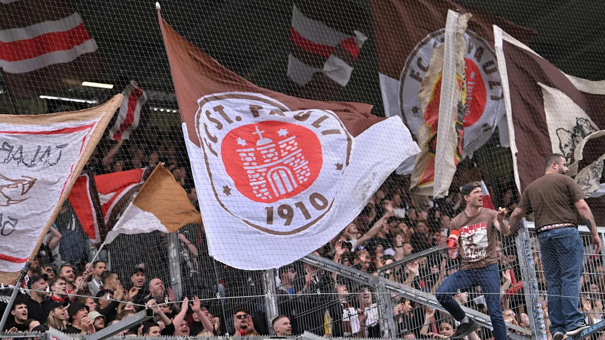 Nach Nazi-Aus für das Herz - St. Pauli wählt neue Hymne im K.o.-Modus