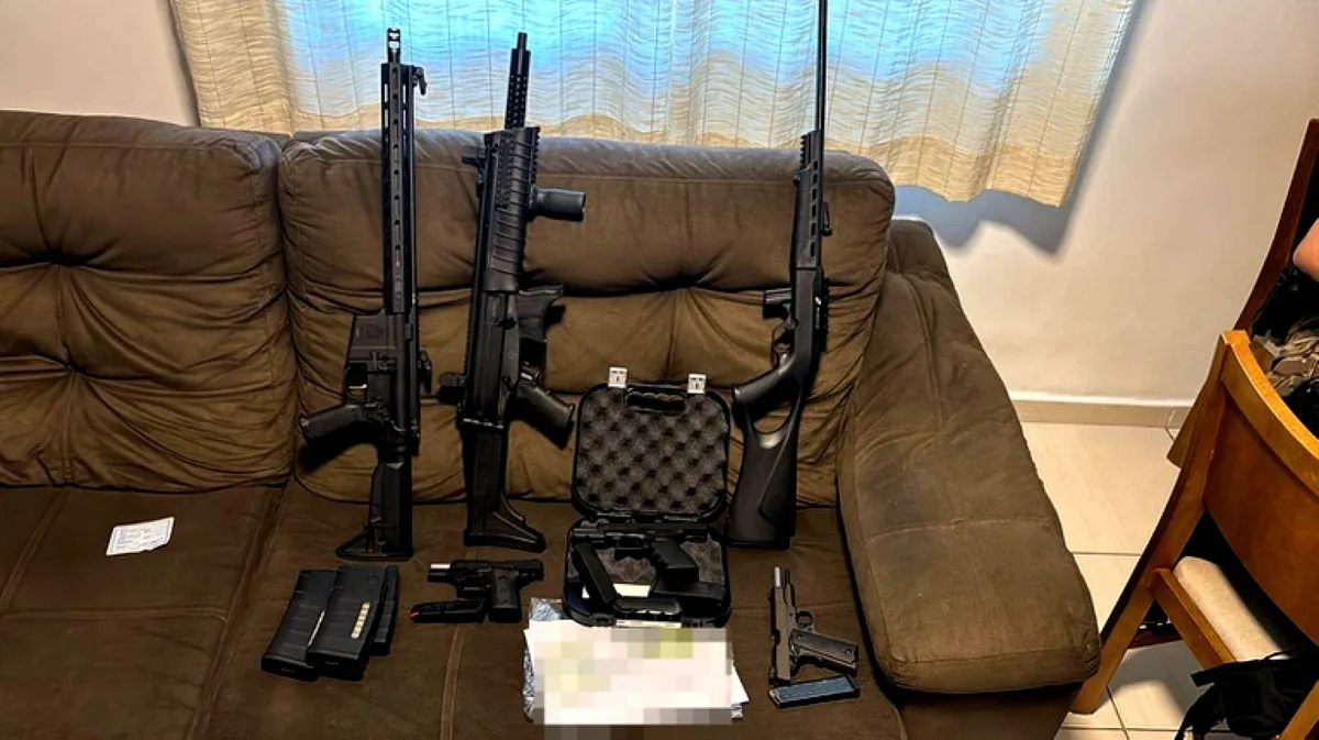 PF prende grupo suspeito de fraudar registros e compras de armas para CACs