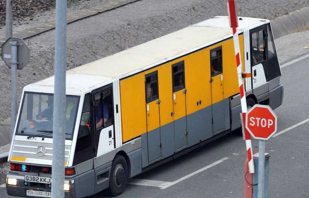 Tunnel sous la Manche : 19 blessés dans une collision entre un bus et un train
