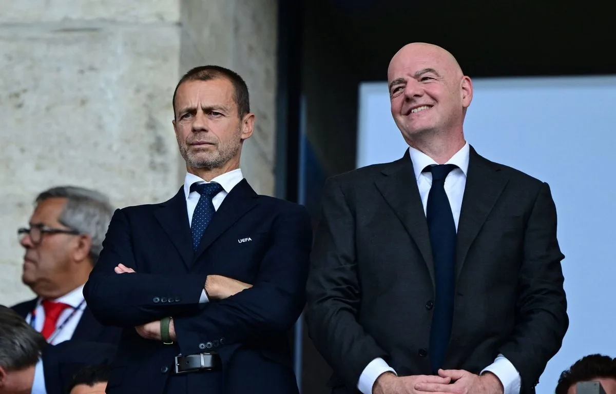 Crise à la Fifa : « Il faut provoquer davantage de remous »… Čeferin a-t-il les armes pour faire plier Infantino ?