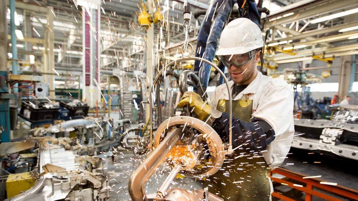 Industria en rojo: el conurbano perdió más de 25.000 empleos fabriles en dos años y solo tres provincias evitaron la caída