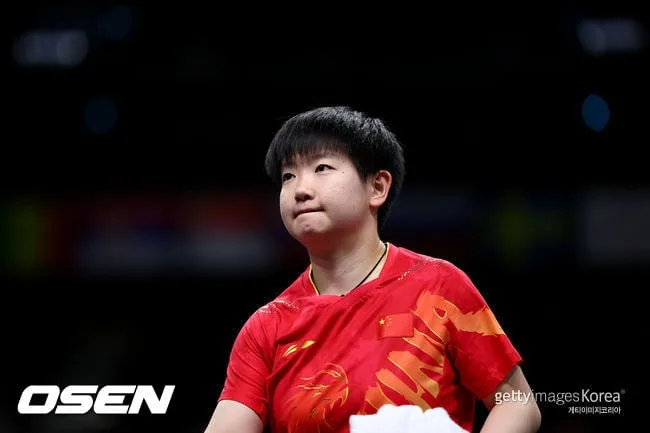 世界1位・孫穎莎、101位に衝撃敗退