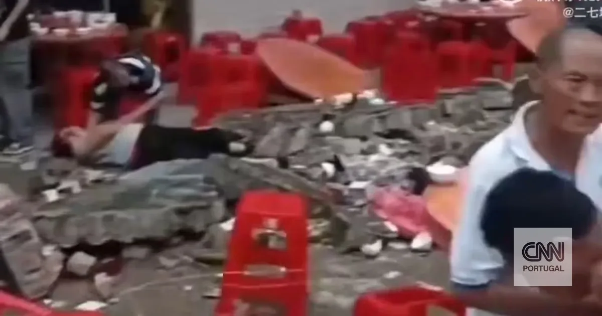 Pelo menos cinco mortos após desabamento de muro durante banquete na China