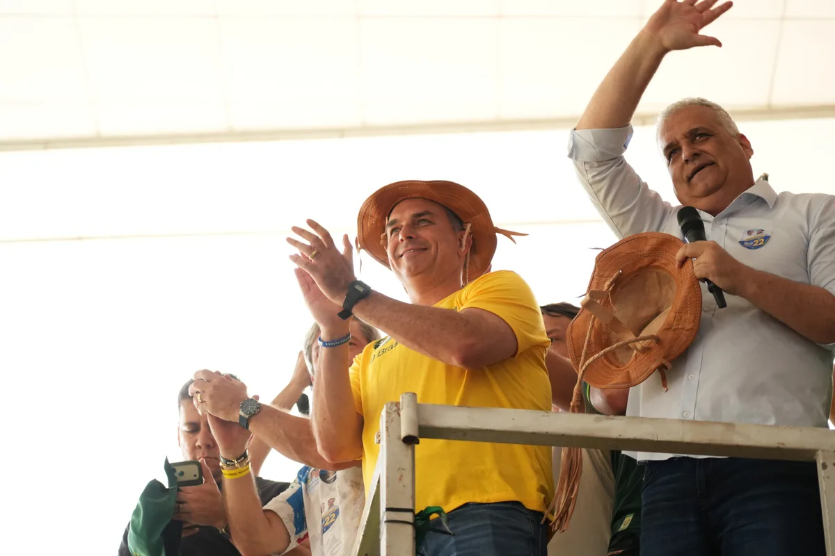 Flávio declara apoio em Alagoas a JHC, que não deve encontrá-lo