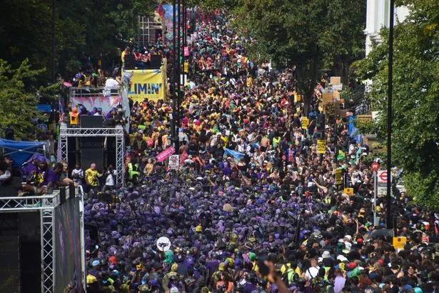 Notting Hill Carnival: Young man dead after 'running from police and entering canal'