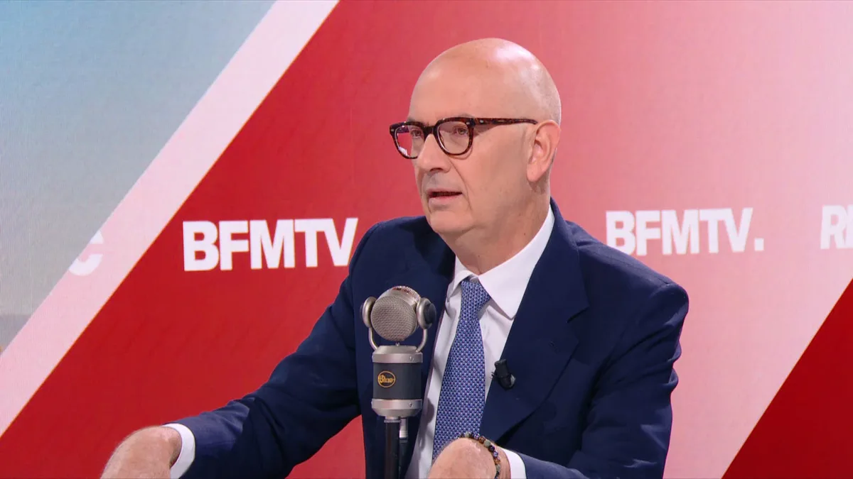 "La crise financière assurée": Roland Lescure répond à Jean-Luc Mélenchon et estime qu'annuler une partie de la dette est une "fausse bonne idée"