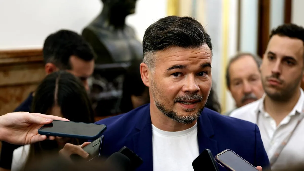 Comuns ratifica su invitación a Rufián para que forme parte del Frente Amplio