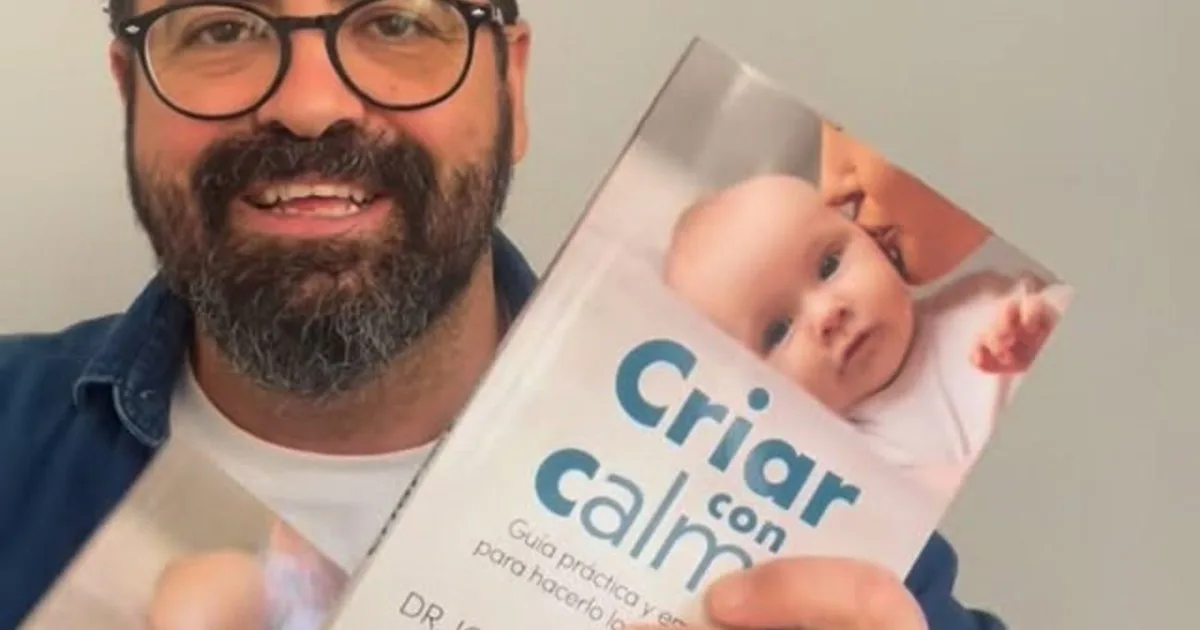 José María Carmona, pediatra: “Una cosa es la leche materna y otra muy diferente la lactancia; la hemos idealizado tanto que hacemos sentir mal a la madre que no puede”