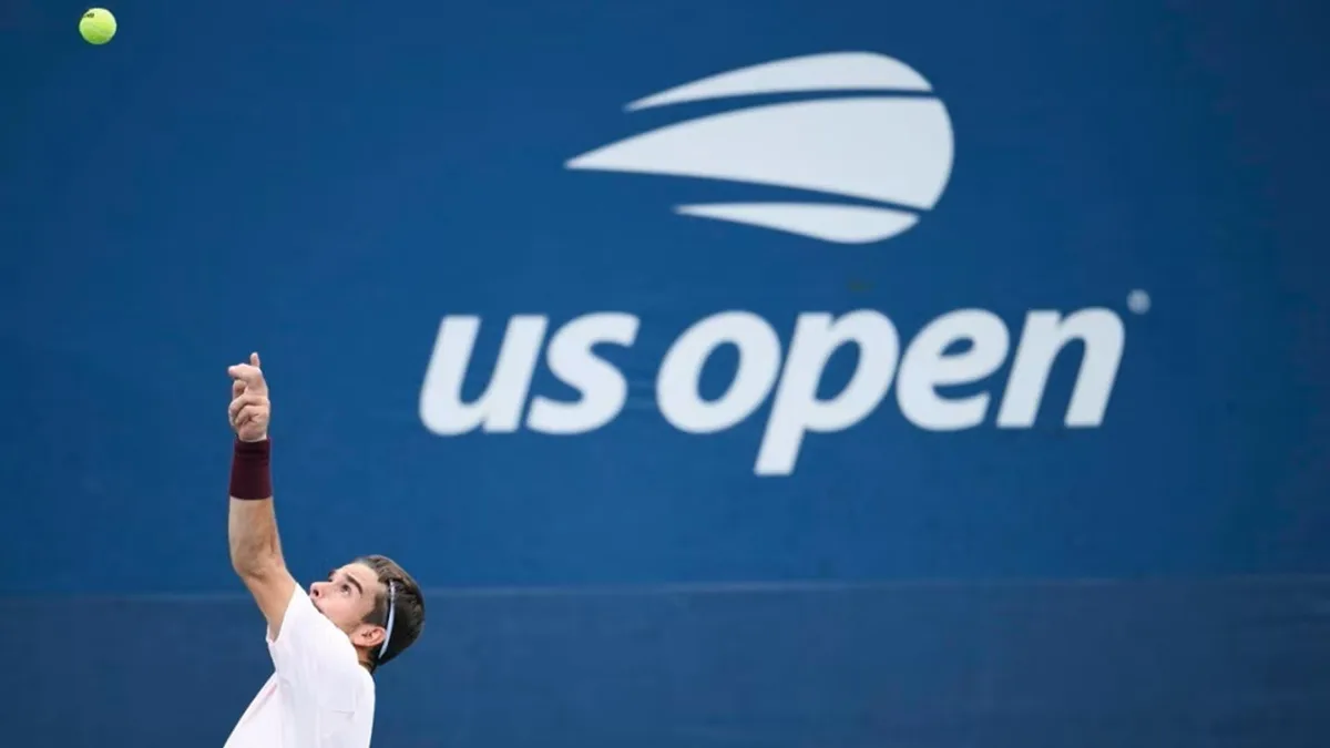 El español Martín de la Puente pierde la final del dobles y la semifinal individual