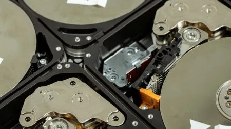 heise+ | 50-TByte-Festplatten in Sicht: Die Roadmap der großen Speicherhersteller
