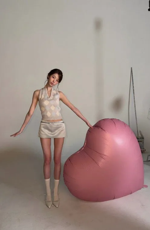 장원영, 오늘도 어김없이 9등신 몸매