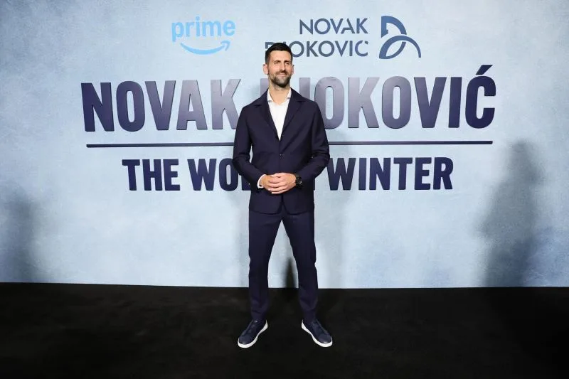 Documentário de Djokovic já está no ar. Sérvio visita igreja ortodoxa em Cincy.