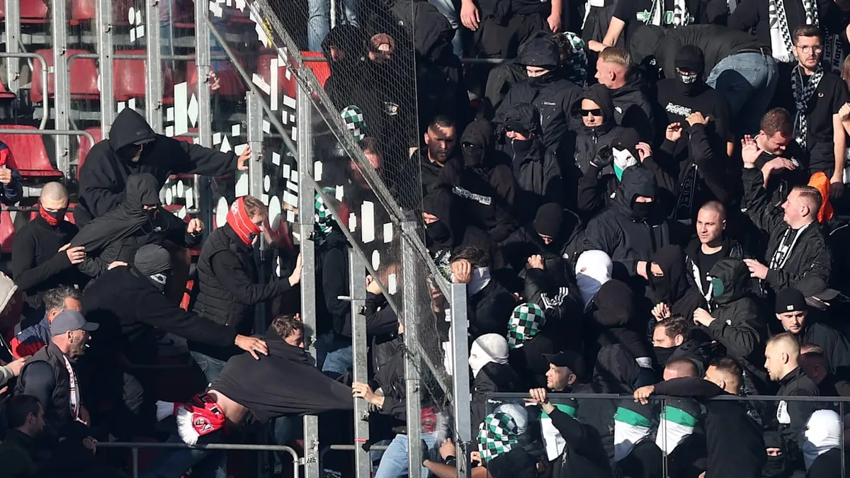 Nicht die Fifa, Madonna oder Shakira - Diese Idioten zerstören unseren Fußball!