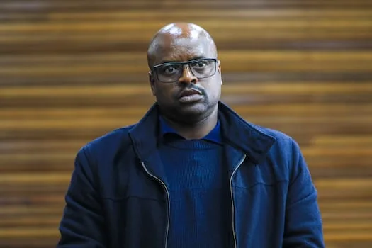 ‘Ripping off residents’: DA slams R1.2m salary paid to Mkhwanazi